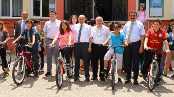 Öğrencilerimize 250 Bisiklet