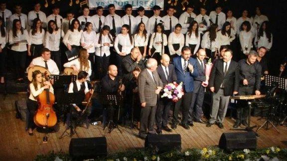 Giresun Güzel Sanatlar Lisesinin Türk Müziği Konseri İcra Edildi.
