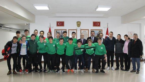 İl Şampiyonu Atatürk Anadolu Lisesi Futbol Takımının Sayın Müdürümüzü Ziyareti