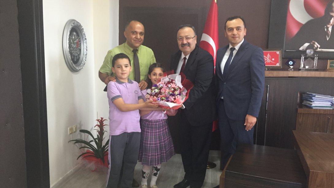 İlköğretim Haftasında Sayın Müdürümüz Tosunoğlu, Öğrencilerimizi Makamında Kabul Etti