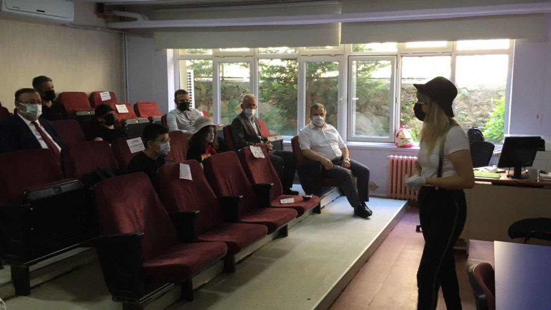 Müdürümüz Tosunoğlu, ''TELAFİDE BEN DE VARIM'' Programı Okul Ziyaretlerine Devam Ediyor
