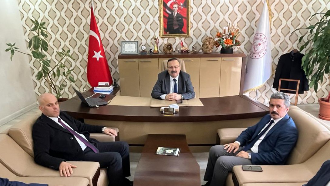 Müdürümüz Tosunoğlu, Çanakçı İlçe Milli Eğitim Müdürlüğünü Ziyaret Etti