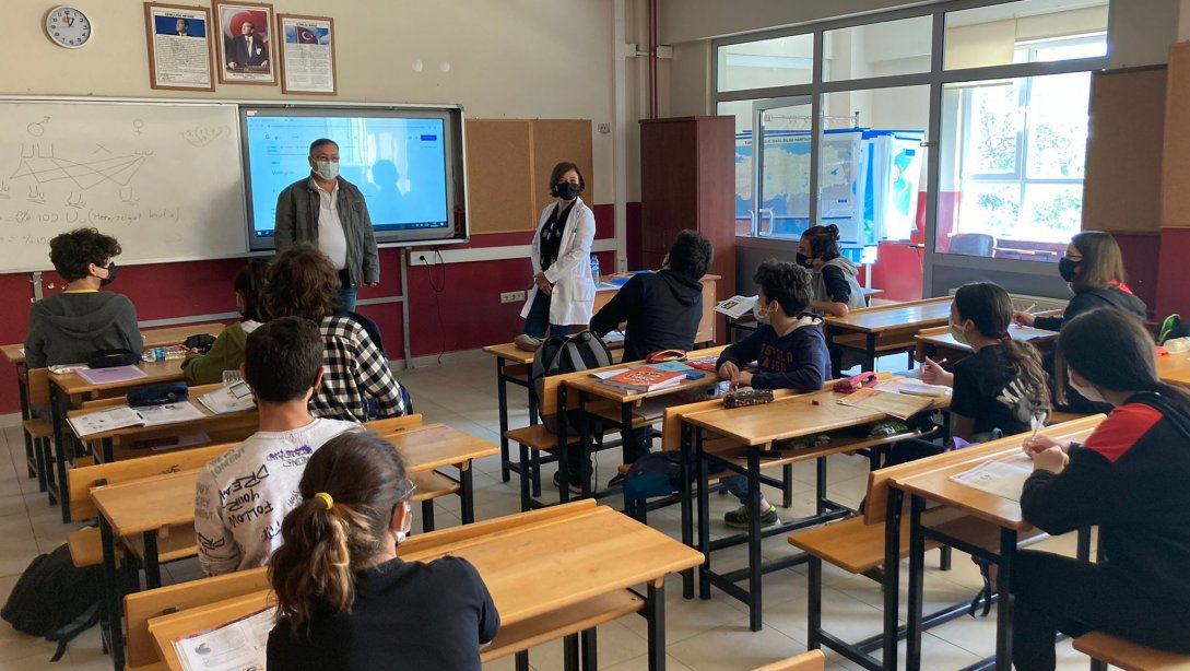 Müdürümüz Tosunoğlu, Hafta Sonu Okullarımızdaki DYK Kurslarını Ziyaret Etti
