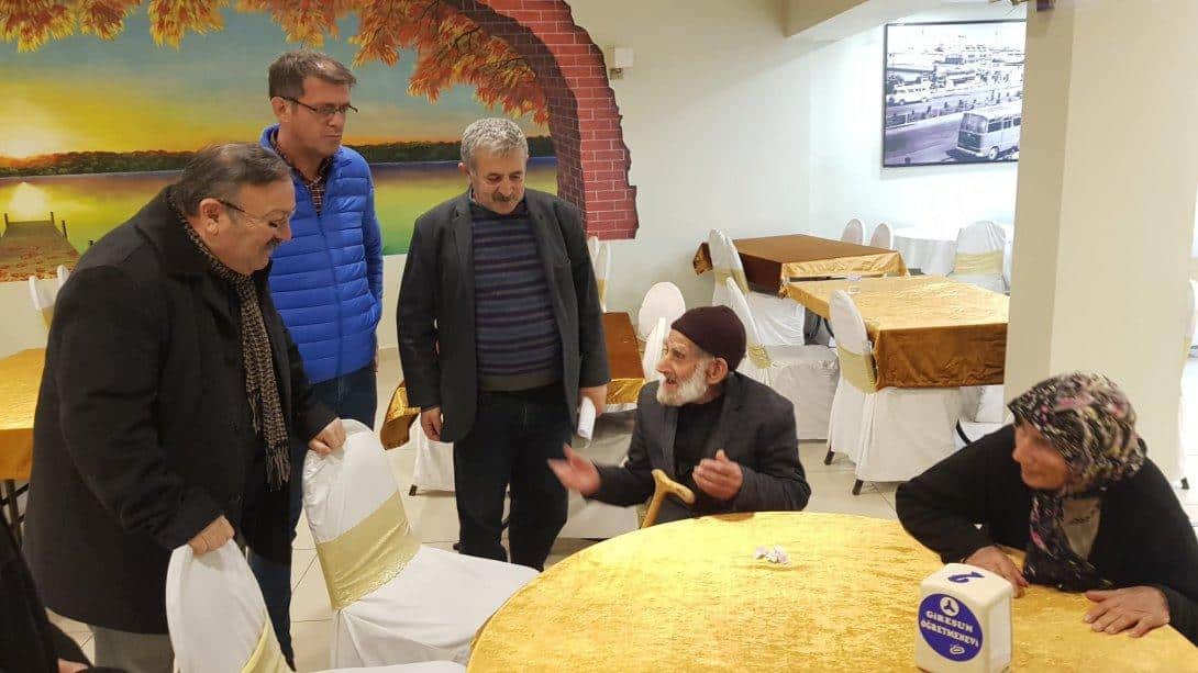 Müdürümüz Tosunoğlu, Depremzede Ailelerimize Geçmiş Olsun Dileklerini İletti