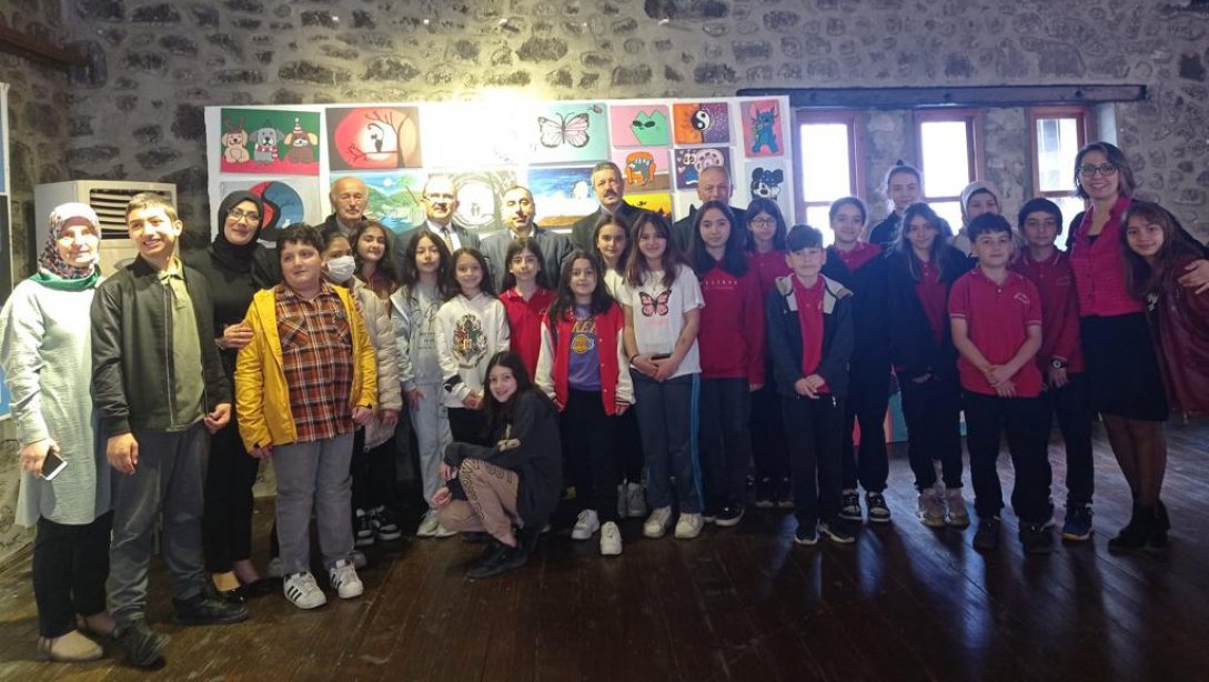 Mustafa Kemal Ortaokulu Öğrencilerinin resim sergisinin açılışı yapıldı