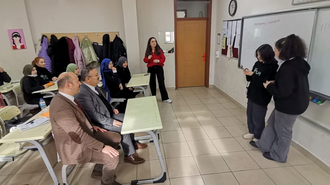 Müdürümüz Tosunoğlu,  Dönem Sonu Faaliyet Haftası Kapsamında Nurettin Canikli Anadolu İmam Hatip Lisesini Ziyaret Etti