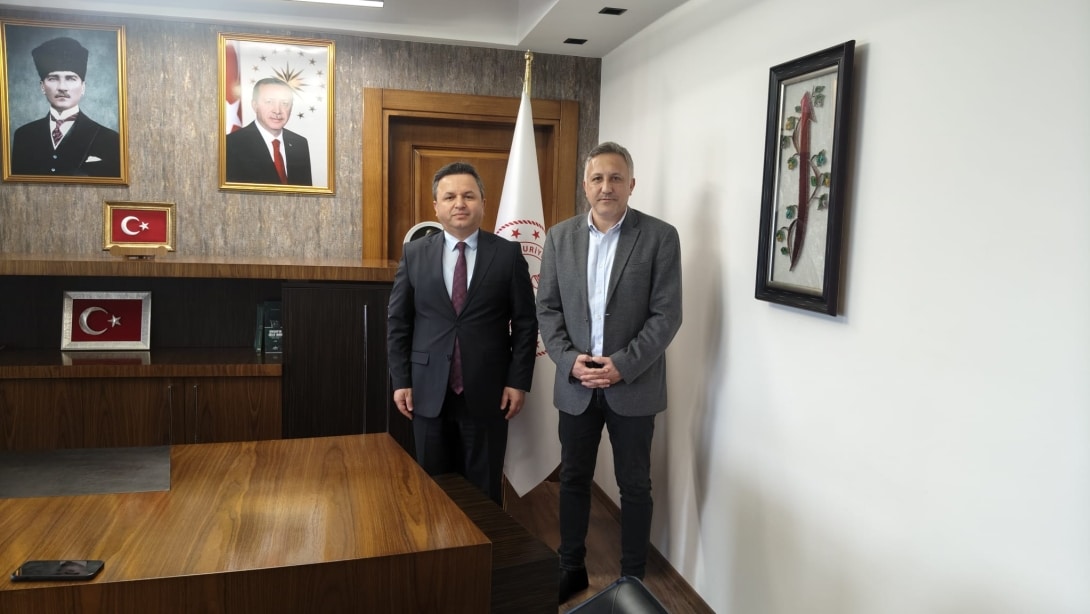 Mühendislik Fakültesi Dekanı Sayın Prof. Dr. Atila Gürhan Çelik'in Müdürümüzü Ziyareti
