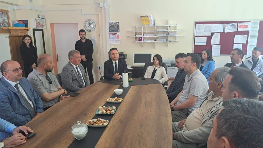 Yağlıdere İlçemizde TÜBİTAK Bilim Fuarı Açılışı Yapıldı