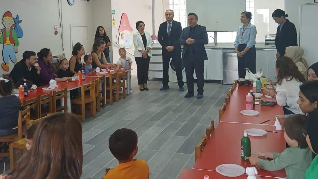 Müdürümüz Özgür Tokgöz'den 24 Kasım Anaokuluna Ziyaret